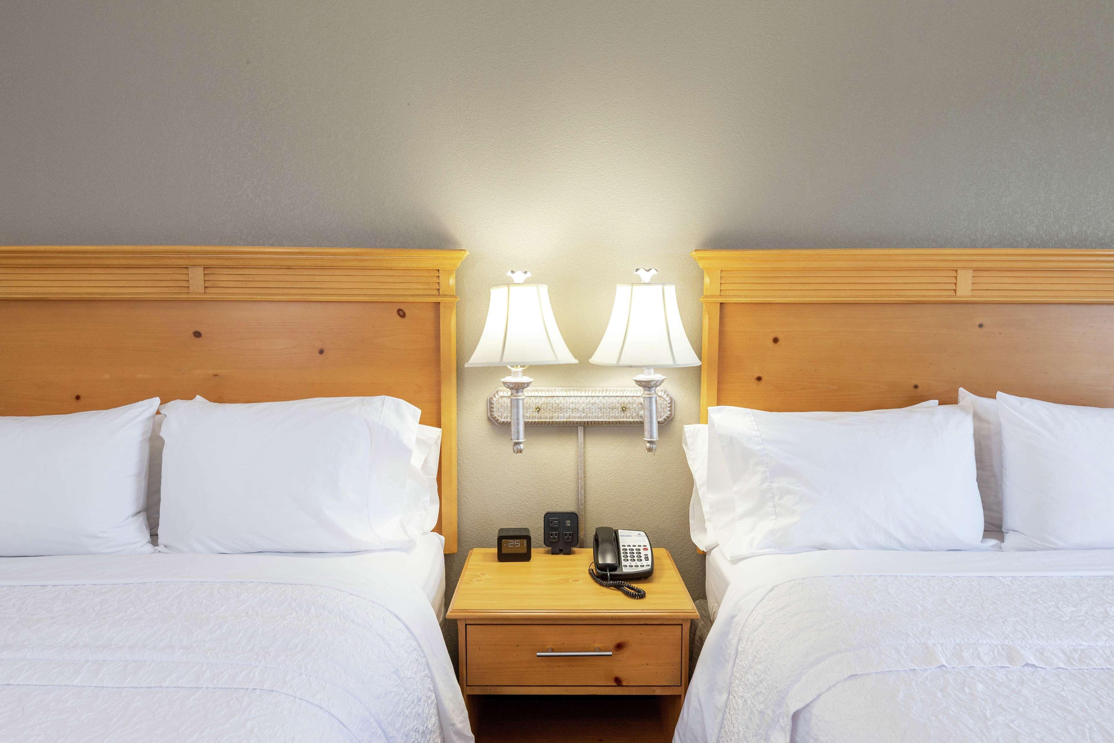 Hampton Inn & Suites Jacksonville Deerwood Park Bagian luar foto