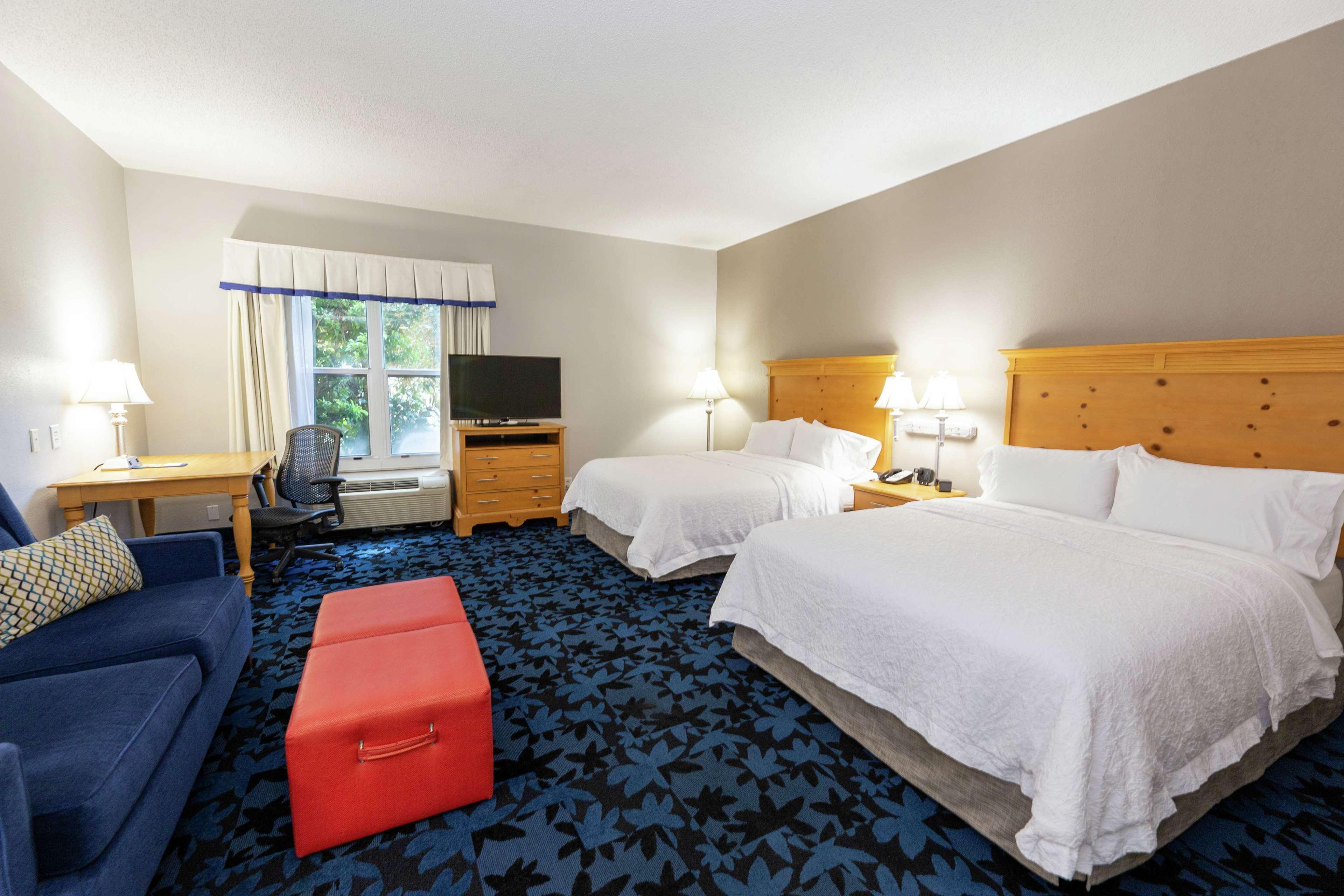 Hampton Inn & Suites Jacksonville Deerwood Park Bagian luar foto