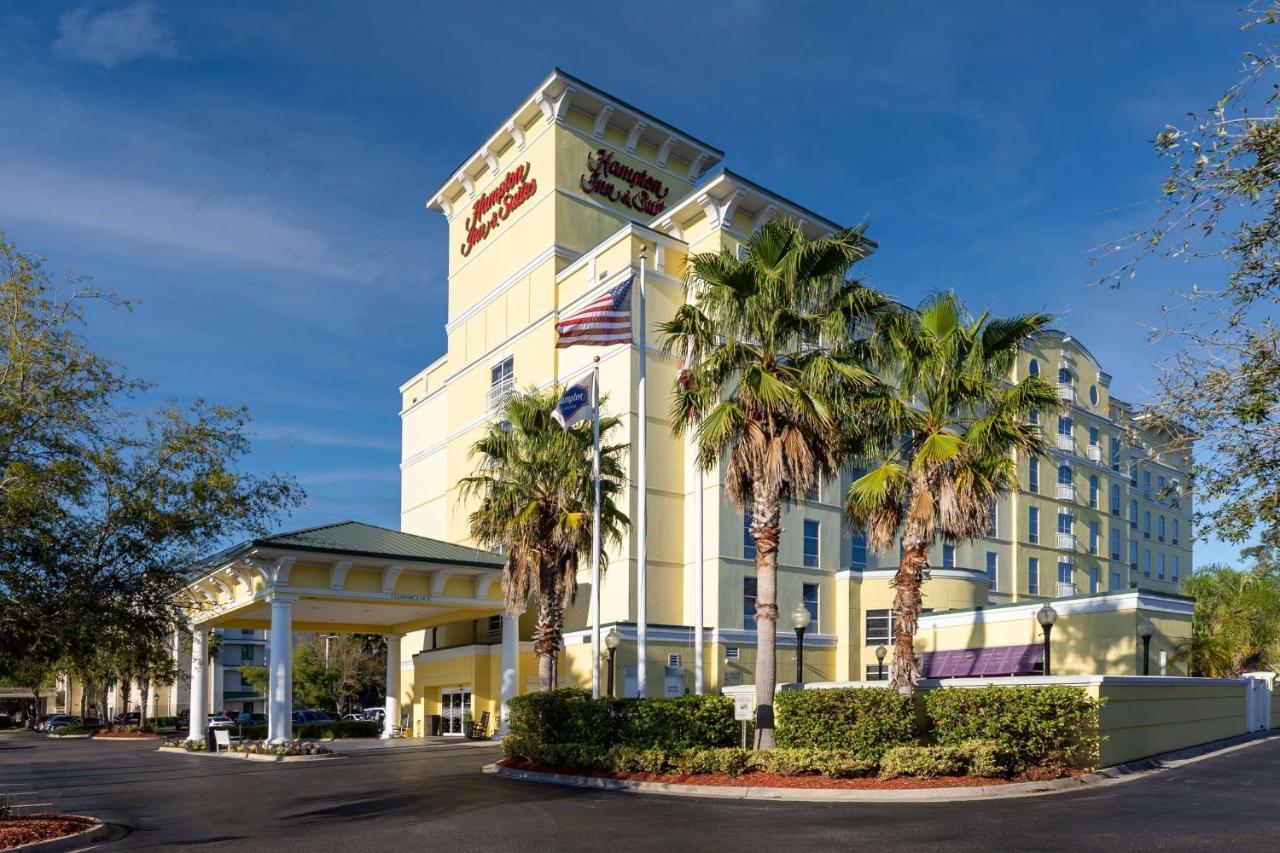 Hampton Inn & Suites Jacksonville Deerwood Park Bagian luar foto