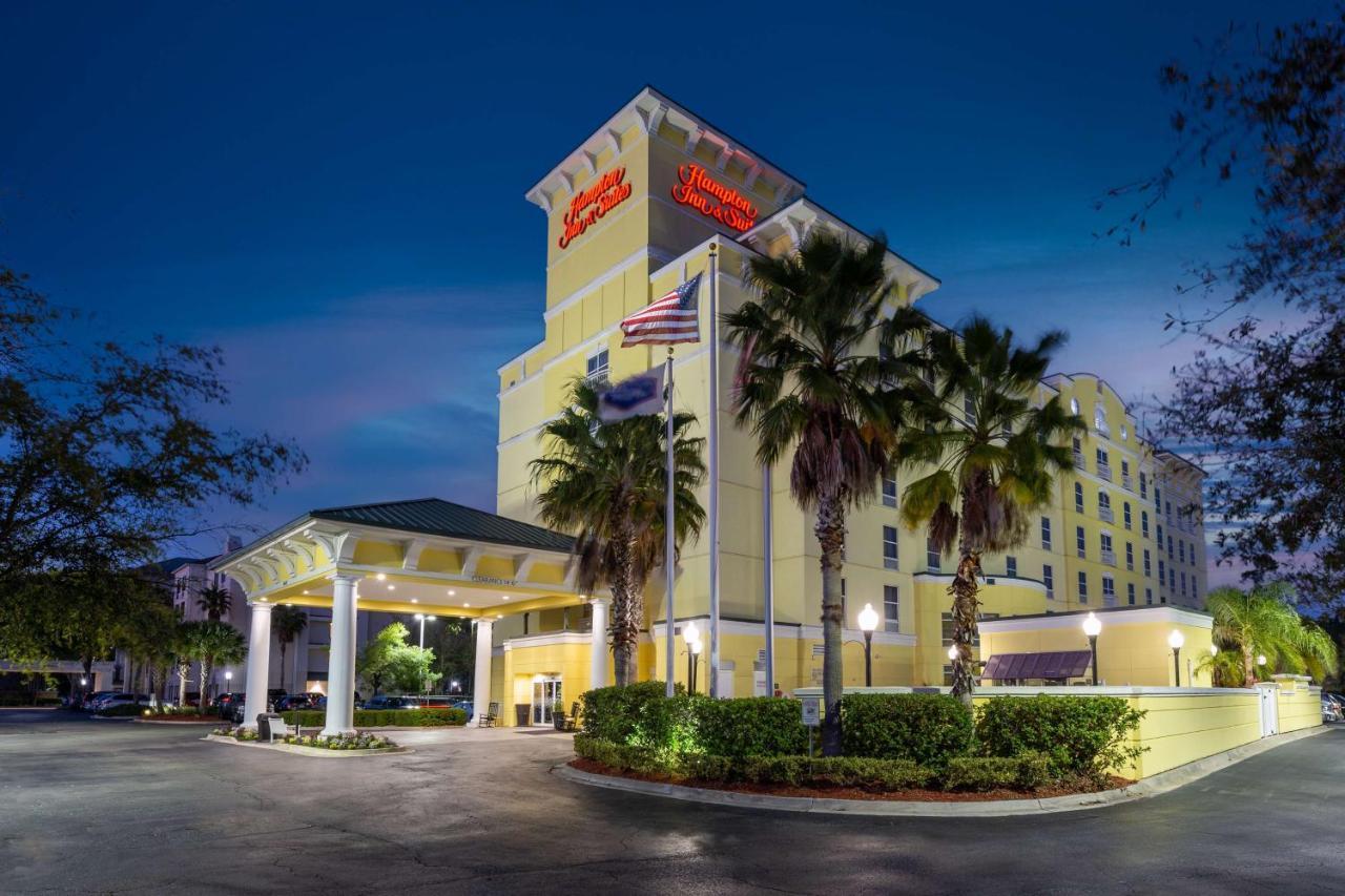 Hampton Inn & Suites Jacksonville Deerwood Park Bagian luar foto