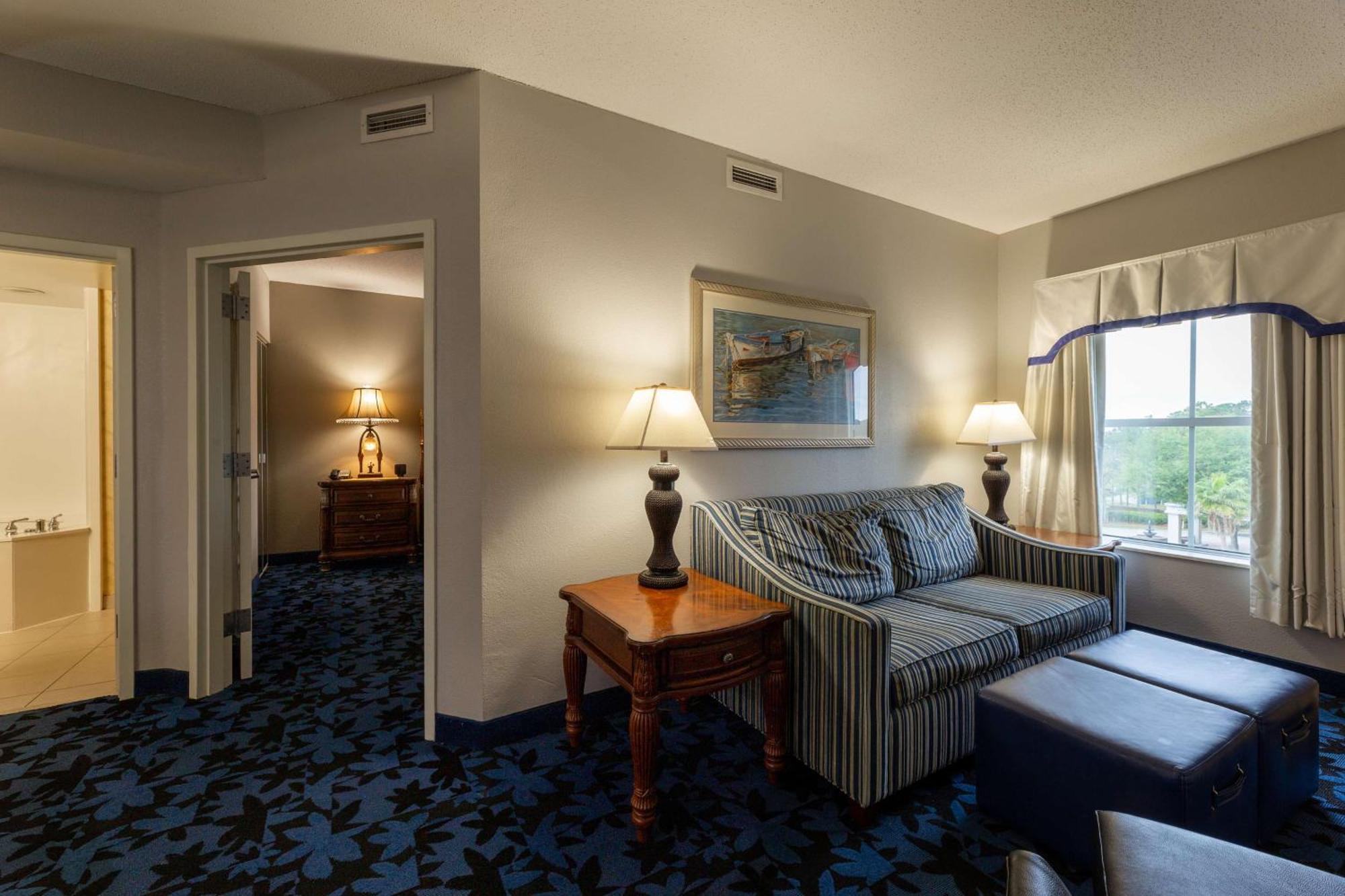 Hampton Inn & Suites Jacksonville Deerwood Park Bagian luar foto